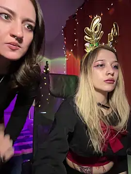 Snapshot of Dooubletroublee chatting on 22, 12, 2024 Dooubletroublee online show from 22, 12, 2024