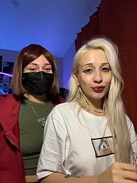 Snapshot of Dooubletroublee chatting on 9, 9, 2025 Dooubletroublee online show from 9, 9, 2025