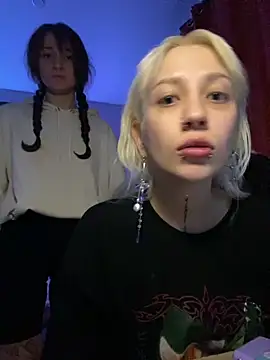 Dooubletroublee online show from 27, 11, 2025