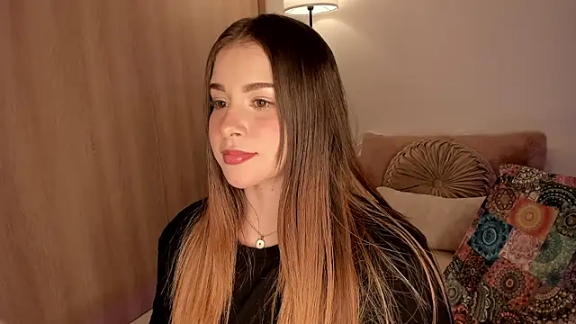 Snapshot of Lady_lacey05 chatting on 6, 10, 2025 Lady lacey05 online show from 6, 10, 2025