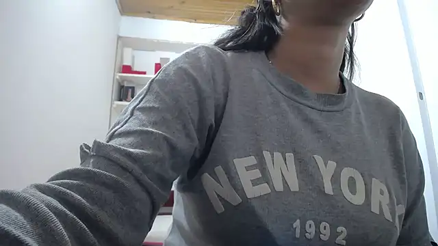 Luna girlhot  online show from 9, 1, 2026