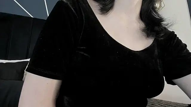 Snapshot of Adeelinee chatting on 23, 12, 2024 Adeelinee online show from 23, 12, 2024