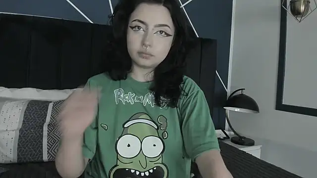 Snapshot of Adeelinee chatting on 3, 2, 2025 Adeelinee online show from 3, 2, 2025