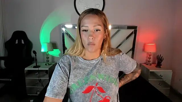 AnyyJones online show from 5, 3, 2025