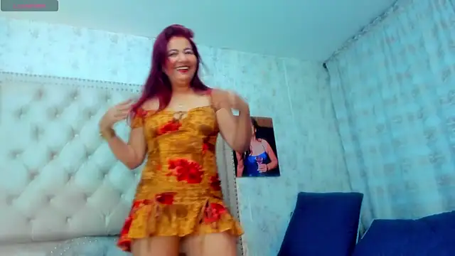 Snapshot of Victoriarouss- chatting on 13, 10, 2025 Victoriarouss- online show from 13, 10, 2025