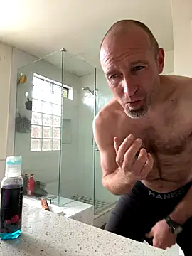 Snapshot of El_Gizmo chatting on 30, 11, 2025 El Gizmo online show from 30, 11, 2025