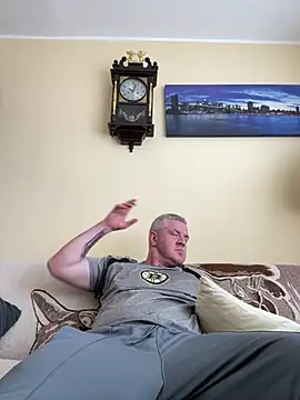 Snapshot of Evolite123 chatting on 10, 3, 2025 Evolite123 online show from 10, 3, 2025