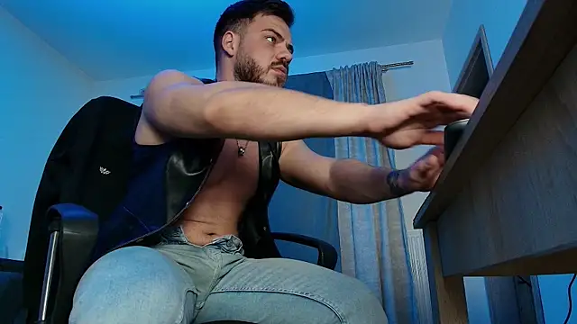 juliusmasters online show from 27, 12, 2024