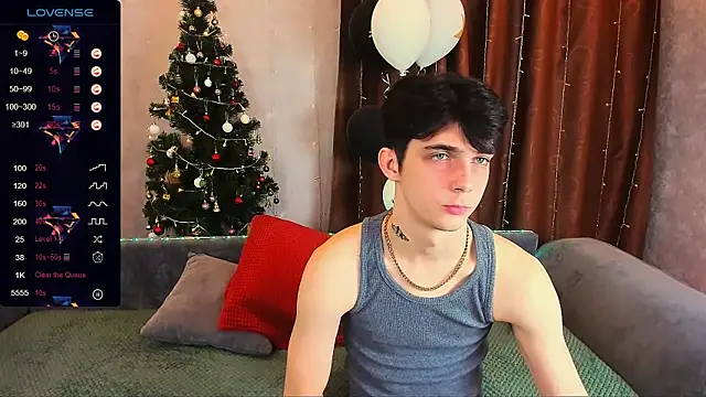 Snapshot of Aaron_Boom chatting on 27, 12, 2024 Aaron Boom online show from 27, 12, 2024