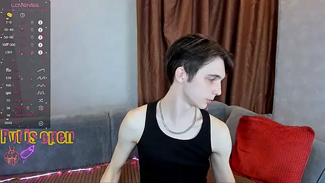 Aaron Boom online show from 10, 4, 2026