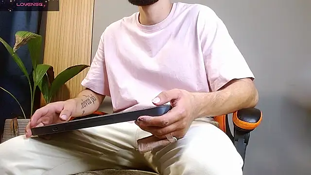 Mr WhiteCock online show from 31, 10, 2025