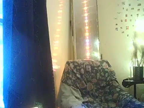 Snapshot of DaddyQuimHot chatting on 11, 2, 2025 DaddyQuimHot online show from 11, 2, 2025