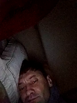 Snapshot of HMILF69 chatting on 4, 11, 2025 HMILF69 online show from 4, 11, 2025