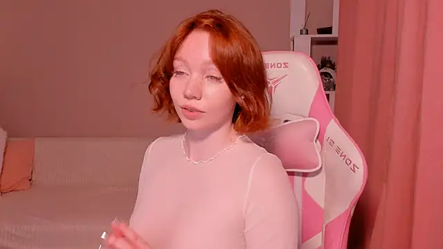 foxyMistrees online show from 30, 12, 2024