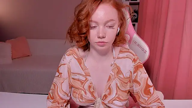 foxyMistrees online show from 18, 3, 2025