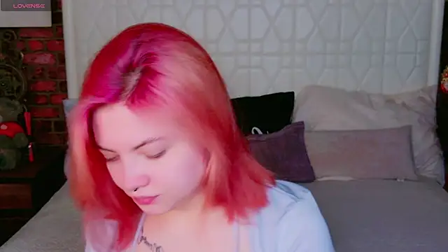 Lisa Adam online show from 7, 3, 2025