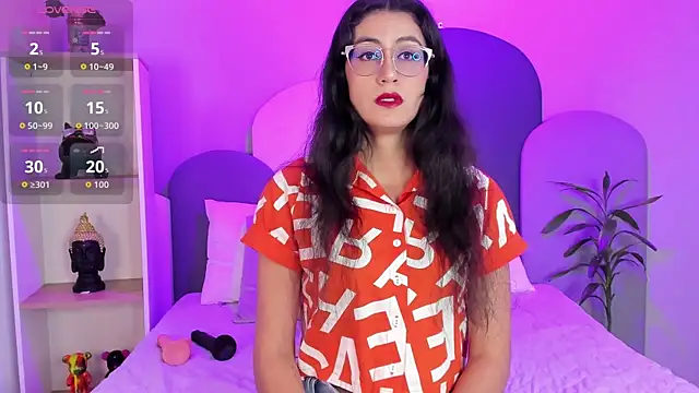 Snapshot of SophieGomez22 chatting on 22, 10, 2025 SophieGomez22 online show from 22, 10, 2025