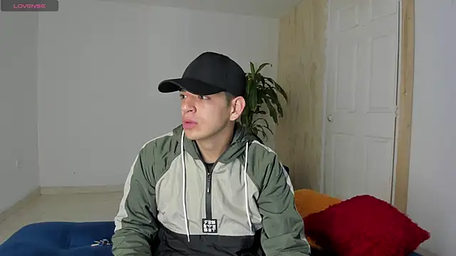 Snapshot of Ares_Johnson chatting on 26, 10, 2025 Ares Johnson online show from 26, 10, 2025