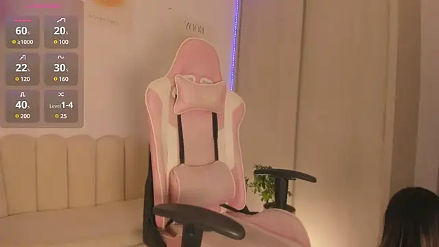 LittleSofia  online show from 10, 12, 2024