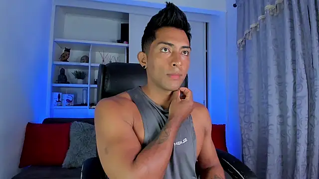 Couple muscle1 online show from 9, 12, 2024
