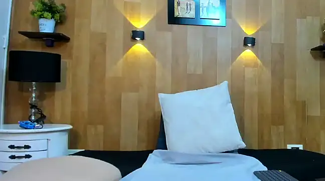 marianaa90 online show from 11, 1, 2025