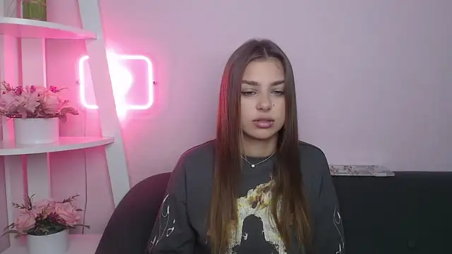 Snapshot of MilanaAngelAs chatting on 16, 11, 2025 MilanaAngelAs online show from 16, 11, 2025