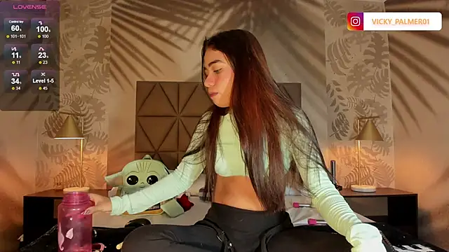 Vicky Palmer online show from 13, 12, 2024