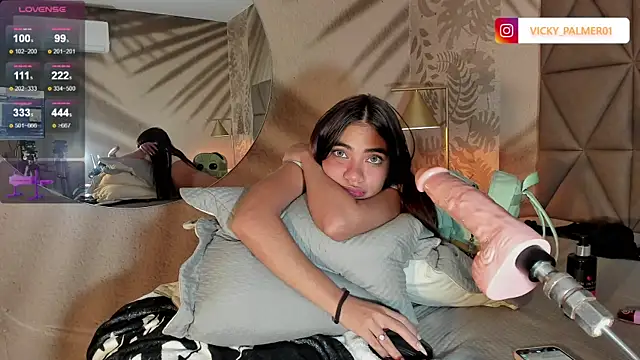 Vicky Palmer online show from 15, 12, 2024