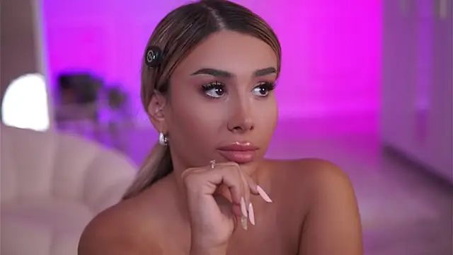 EvaZane online show from 12, 11, 2025