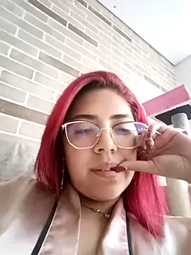 Rousse Collinss online show from 7, 3, 2025