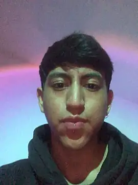 Snapshot of modelo180 chatting on 25, 12, 2024 modelo180 online show from 25, 12, 2024