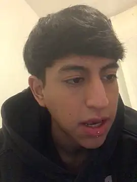 Snapshot of modelo180 chatting on 7, 2, 2025 modelo180 online show from 7, 2, 2025