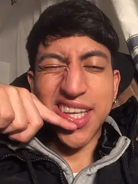 Snapshot of modelo180 chatting on 14, 3, 2025 modelo180 online show from 14, 3, 2025