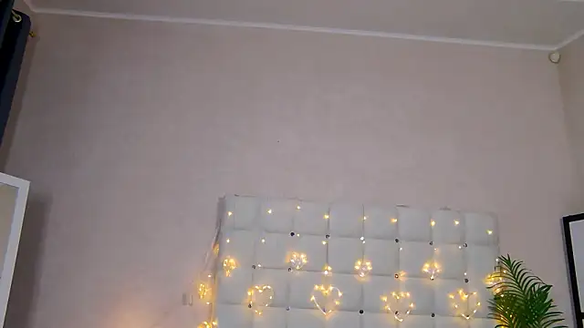 NicoleRosss online show from 19, 1, 2025