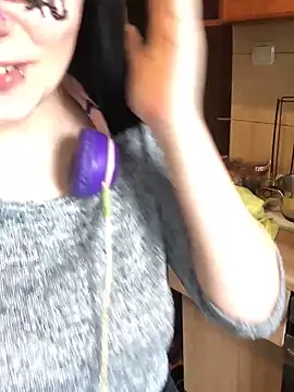 Snapshot of _xPani_x2 chatting on 9, 3, 2025 xPani x2 online show from 9, 3, 2025