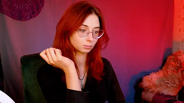 Orianna Fox online show from 9, 9, 2025