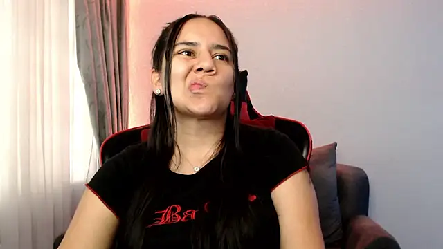 Lexyevans online show from 25, 12, 2024