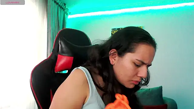 Lexyevans online show from 20, 3, 2025