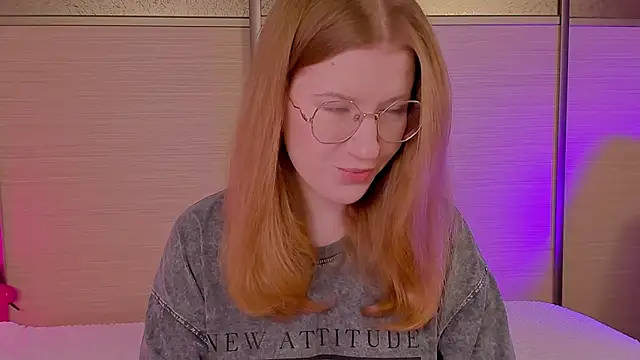 Snapshot of Tori_the_witch chatting on 1, 2, 2025 Tori the witch online show from 1, 2, 2025