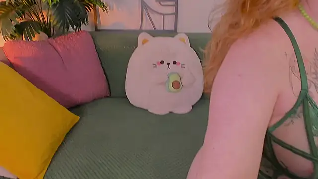 Snapshot of Tori_the_witch chatting on 6, 10, 2025 Tori the witch online show from 6, 10, 2025