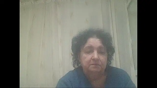 Snapshot of maturekorine chatting on 1, 11, 2025 maturekorine online show from 1, 11, 2025