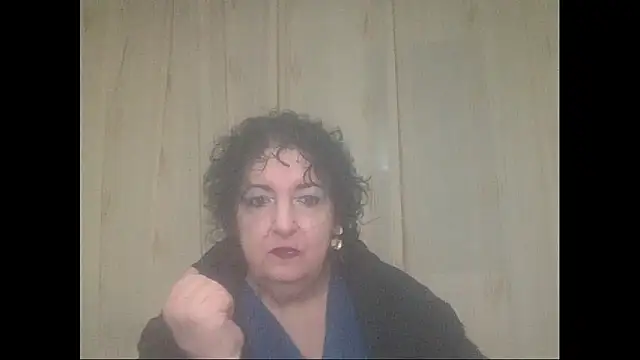 Snapshot of maturekorine chatting on 19, 11, 2025 maturekorine online show from 19, 11, 2025