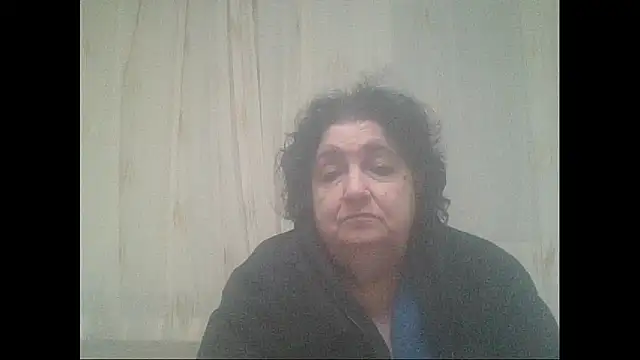 Snapshot of maturekorine chatting on 4, 12, 2025 maturekorine online show from 4, 12, 2025