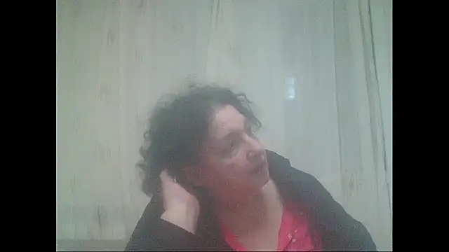 Snapshot of maturekorine chatting on 14, 12, 2025 maturekorine online show from 14, 12, 2025