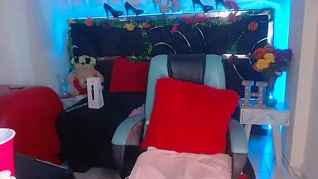 red moon 2 online show from 15, 1, 2025