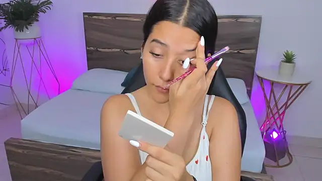 ivette bocelly online show from 11, 1, 2025