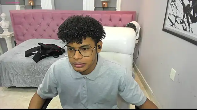 boylittle19cm online show from 10, 10, 2025