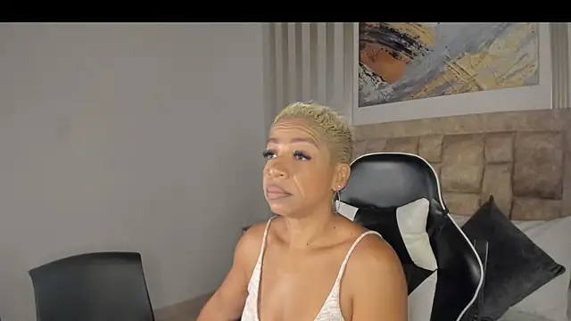 summer night  online show from 5, 12, 2025