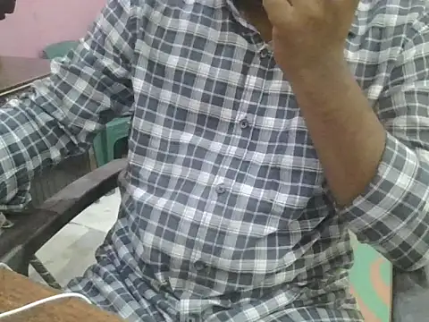 Snapshot of ITGuyhyd chatting on 29, 11, 2025 ITGuyhyd online show from 29, 11, 2025