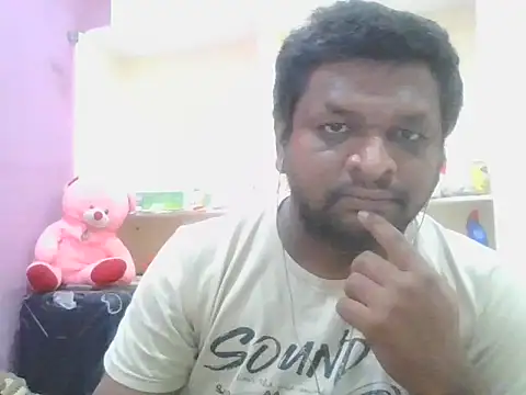 Snapshot of ITGuyhyd chatting on 15, 2, 2026 ITGuyhyd online show from 15, 2, 2026